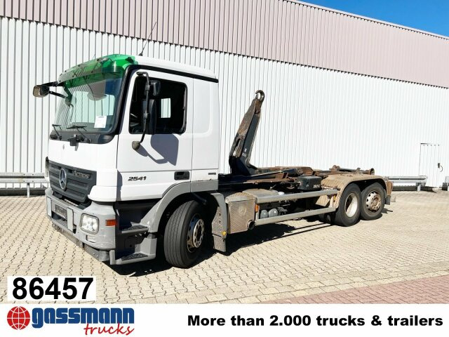 Mercedes-Benz Actros 2541 L 6x2/48 Retarder, Lenk-/Liftachse - Hákový nosič kontajnerov: obrázok 1 Mercedes-Benz Actros 2541 L 6x2/48 Retarder, Lenk-/Liftachse - Hákový nosič kontajnerov: obrázok 1