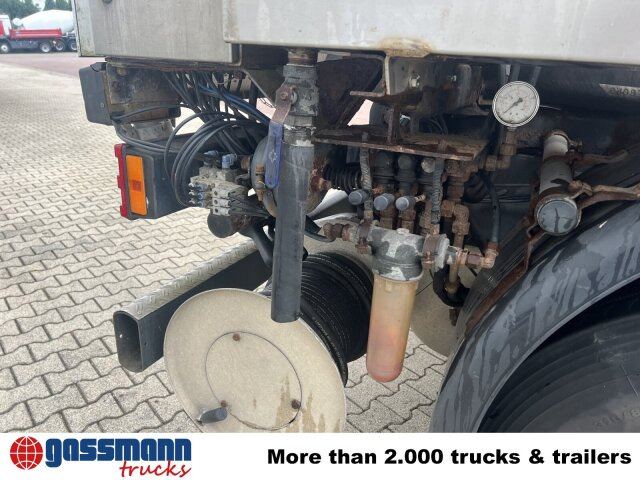 Mercedes-Benz Actros 2541 L 6x2, Lenkachse, Küller Saug- und - Zametacie vozidlo: obrázok 4 Mercedes-Benz Actros 2541 L 6x2, Lenkachse, Küller Saug- und - Zametacie vozidlo: obrázok 4