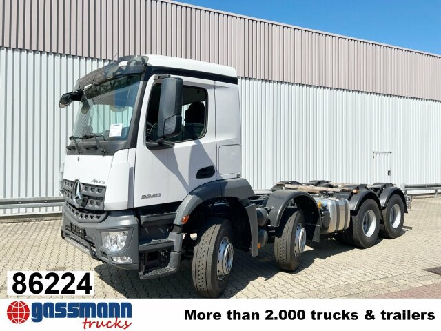 Mercedes-Benz Arocs 3240 8x4 - Podvozek s kabinou: obrázok 1 Mercedes-Benz Arocs 3240 8x4 - Podvozek s kabinou: obrázok 1