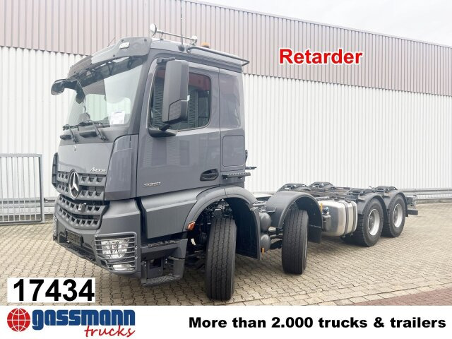 Mercedes-Benz Arocs 3251 L 8x4/4, mit Motorabtrieb C plus NA - Podvozek s kabinou: obrázok 1 Mercedes-Benz Arocs 3251 L 8x4/4, mit Motorabtrieb C plus NA - Podvozek s kabinou: obrázok 1