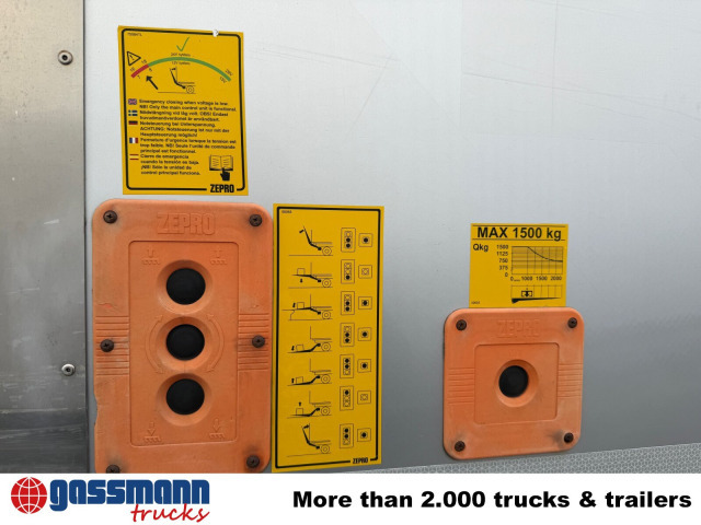 Mercedes-Benz Atego 1330 4x4, Iso-Koffer mit Heizung, LBW - Skříňový nákladní auto: obrázok 5 Mercedes-Benz Atego 1330 4x4, Iso-Koffer mit Heizung, LBW - Skříňový nákladní auto: obrázok 5