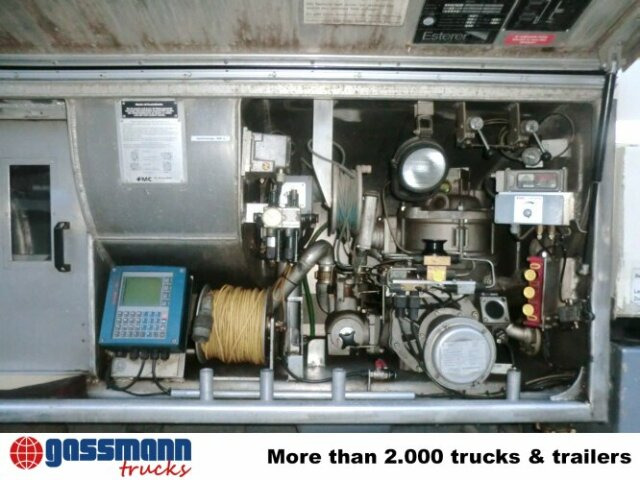 Mercedes-Benz SK 1824 L 4x2, Esterer Tankaufbau ca. 13.100l, 2 - Cisternové vozidlo: obrázok 2 Mercedes-Benz SK 1824 L 4x2, Esterer Tankaufbau ca. 13.100l, 2 - Cisternové vozidlo: obrázok 2