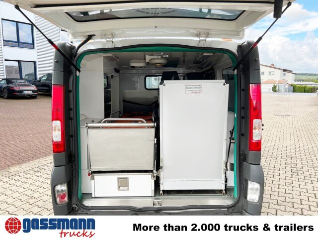 Renault Trafik 2.0 dCi115 4x2, Krankentransporter - Sanitka: obrázok 2 Renault Trafik 2.0 dCi115 4x2, Krankentransporter - Sanitka: obrázok 2