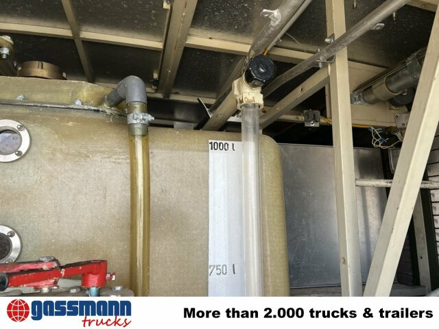 Unimog U 1300 L 435/11 4x4, -Feuerwehr - Hasičské vozidlo: obrázok 4 Unimog U 1300 L 435/11 4x4, -Feuerwehr - Hasičské vozidlo: obrázok 4