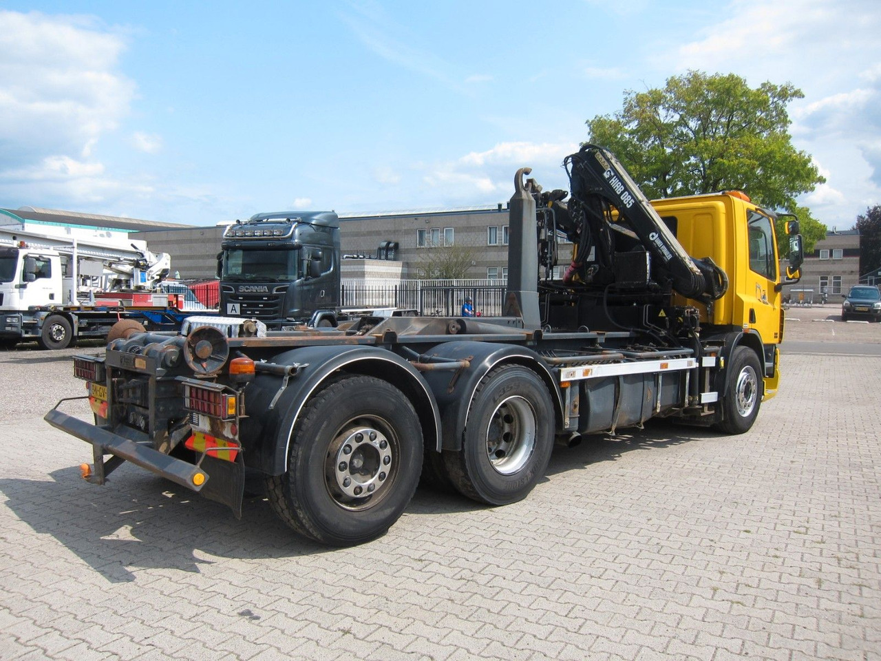 DAF CF 75 310 6X2*4 Hiab Kran Haken Manual Funk E3 - Hákový nosič kontajnerov, Auto s hydraulickou rukou: obrázok 5 DAF CF 75 310 6X2*4 Hiab Kran Haken Manual Funk E3 - Hákový nosič kontajnerov, Auto s hydraulickou rukou: obrázok 5