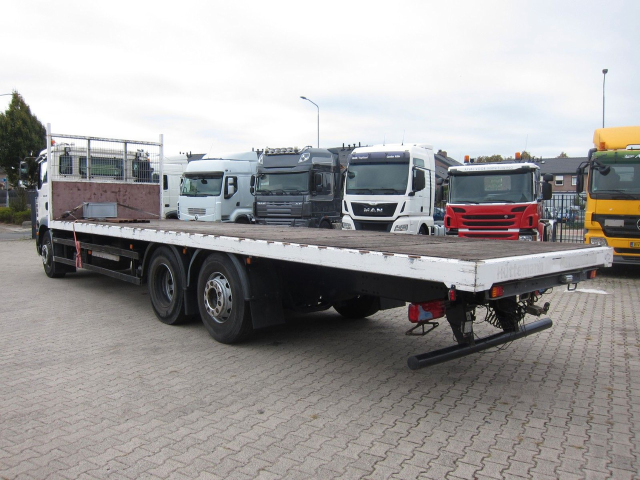 MAN TGM 26 340 6X2*4 BL Plateau Manual - Valníkový/ Plošinový nákladný automobil: obrázok 3 MAN TGM 26 340 6X2*4 BL Plateau Manual - Valníkový/ Plošinový nákladný automobil: obrázok 3