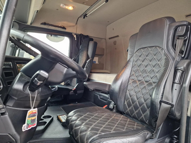 Leasing Mercedes-Benz Actros 2553 6x2 - Flabad hydraulic ramps/extension - Winch - Camera - Machine mover Mercedes-Benz Actros 2553 6x2 - Flabad hydraulic ramps/extension - Winch - Camera - Machine mover: obrázok 13