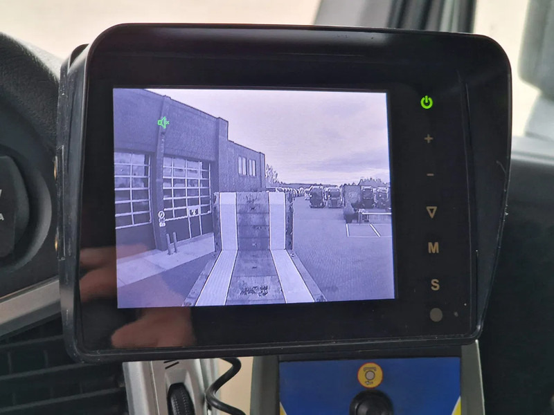 Leasing Mercedes-Benz Actros 2553 6x2 - Flabad hydraulic ramps/extension - Winch - Camera - Machine mover Mercedes-Benz Actros 2553 6x2 - Flabad hydraulic ramps/extension - Winch - Camera - Machine mover: obrázok 16