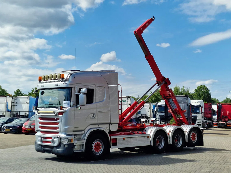 Scania R490 8x4*4 - HIAB XR24SL58 24T hooklift - Euro 6 - Full air - Steering axle - Hákový nosič kontajnerov: obrázok 5 Scania R490 8x4*4 - HIAB XR24SL58 24T hooklift - Euro 6 - Full air - Steering axle - Hákový nosič kontajnerov: obrázok 5