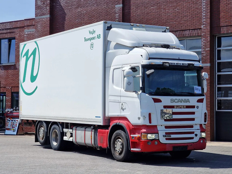 Scania R500 V8 Highline 6x2*4 - Box with side doors - Loadlift - Manual gearbox with retarder - Full air - Steering axle - Skříňový nákladní auto: obrázok 1 Scania R500 V8 Highline 6x2*4 - Box with side doors - Loadlift - Manual gearbox with retarder - Full air - Steering axle - Skříňový nákladní auto: obrázok 1