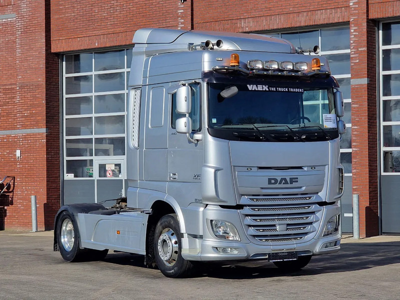 DAF XF 440 SpaceCab 4x2 - Full spoiler - Alloy wheels - Air horn - Light bar - Ťahač: obrázok 1 DAF XF 440 SpaceCab 4x2 - Full spoiler - Alloy wheels - Air horn - Light bar - Ťahač: obrázok 1