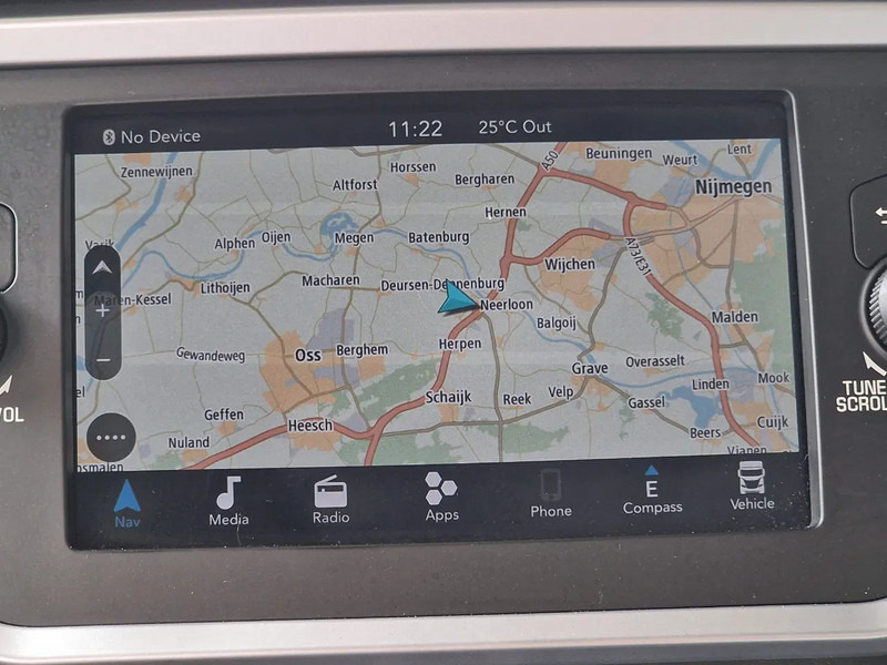 Ťahač Iveco S-WAY 570 6x2 - Retarder - Full air - 3.20 WB - Navi: obrázok 17