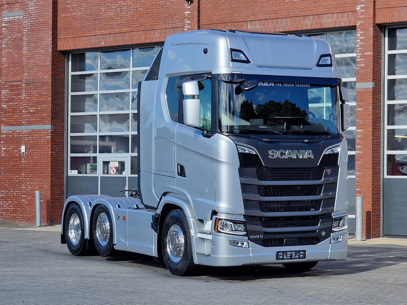 Scania 660S V8 NGS Highline 6x2/4 - New - Full spec - Retarder - Night clima - Led - Leather - Navi - Ťahač: obrázok 1 Scania 660S V8 NGS Highline 6x2/4 - New - Full spec - Retarder - Night clima - Led - Leather - Navi - Ťahač: obrázok 1