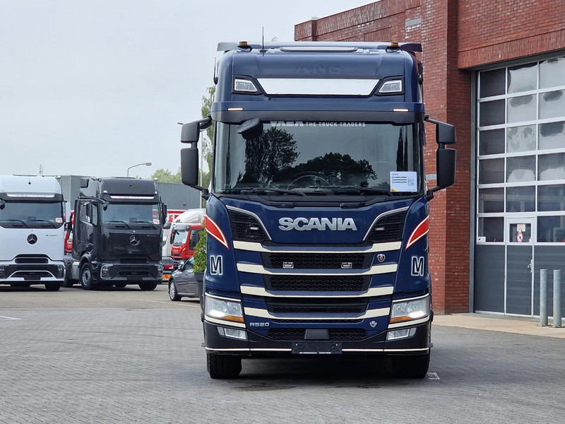 Scania R520 V8 NGS Highline 6x2 - PTO/Hydraulic - Full air - 2.95 WB - Navi - Fridge - Sliding 5th wheel - Ťahač: obrázok 2 Scania R520 V8 NGS Highline 6x2 - PTO/Hydraulic - Full air - 2.95 WB - Navi - Fridge - Sliding 5th wheel - Ťahač: obrázok 2