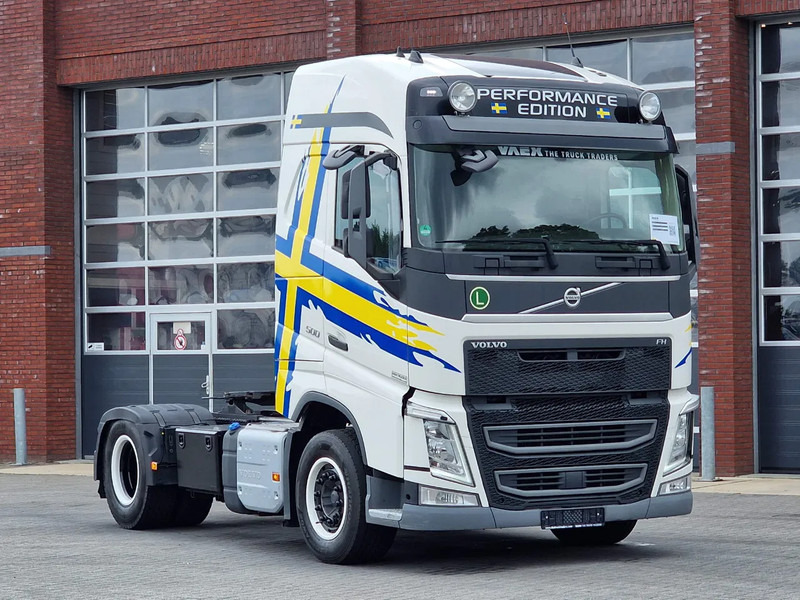 Volvo FH 13.500 Globetrotter 4x2 - I parkcool - Full air - Low KM 347Tkm - Fridge - Ťahač: obrázok 2 Volvo FH 13.500 Globetrotter 4x2 - I parkcool - Full air - Low KM 347Tkm - Fridge - Ťahač: obrázok 2