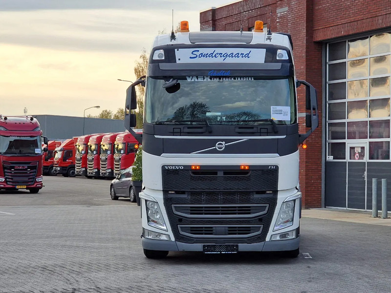 Volvo FH 13.500 Globetrotter 6x2 - PTO/Hydraulic - 3.00 WB - Full air - - Ťahač: obrázok 2 Volvo FH 13.500 Globetrotter 6x2 - PTO/Hydraulic - 3.00 WB - Full air - - Ťahač: obrázok 2