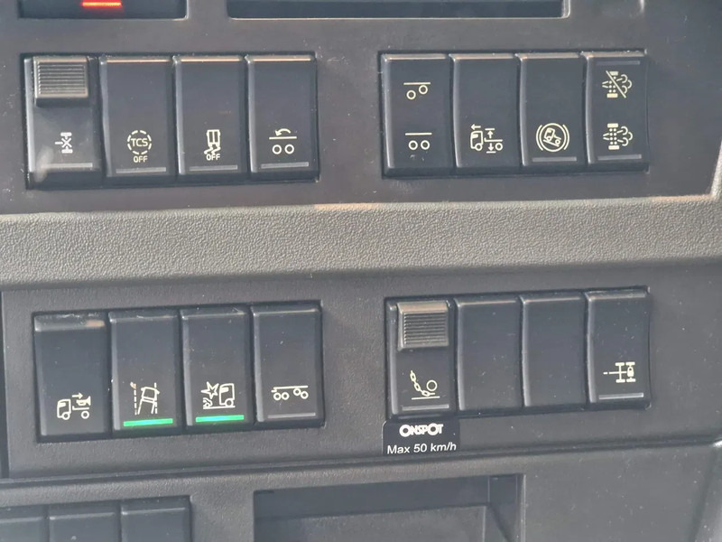 Kontejnérový podvozek/ Výměnná nástavba Volvo FH 13.500 Globetrotter XL 6x2 - BDF - Loadlift - I Save - Full air - Navi: obrázok 16 Kontejnérový podvozek/ Výměnná nástavba Volvo FH 13.500 Globetrotter XL 6x2 - BDF - Loadlift - I Save - Full air - Navi: obrázok 16