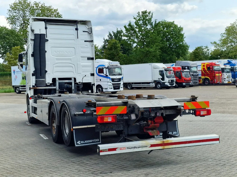 Volvo FH 13.500 Globetrotter XL 6x2 - BDF - Retarder - I parkcool - Full air - 4.90 WB - Kontejnérový podvozek/ Výměnná nástavba: obrázok 5 Volvo FH 13.500 Globetrotter XL 6x2 - BDF - Retarder - I parkcool - Full air - 4.90 WB - Kontejnérový podvozek/ Výměnná nástavba: obrázok 5