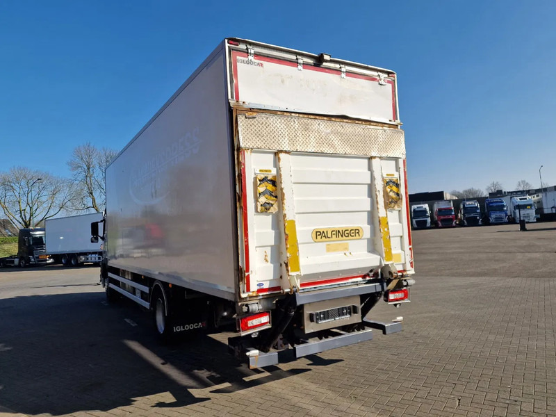 Volvo FM 330 4x2 - Carrier MT 18 Frigo - Loadlift - Full air - Sleepercab - Chladirenské nákladné vozidlo: obrázok 5 Volvo FM 330 4x2 - Carrier MT 18 Frigo - Loadlift - Full air - Sleepercab - Chladirenské nákladné vozidlo: obrázok 5