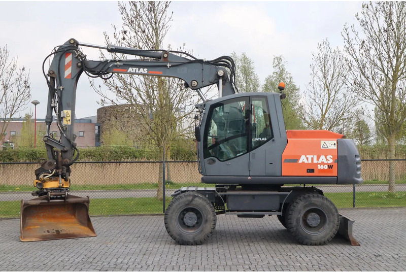 Atlas 160W | ROTOTILT | GRIPPER | BUCKET | DOZER BLADE - Kolesové rýpadlo: obrázok 1 Atlas 160W | ROTOTILT | GRIPPER | BUCKET | DOZER BLADE - Kolesové rýpadlo: obrázok 1