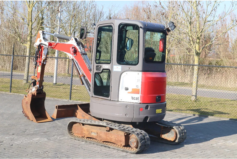 Bobcat E26 EM | BUCKET | QUICK COUPLER | DOZER BLADE - Mini rýpadlo: obrázok 3 Bobcat E26 EM | BUCKET | QUICK COUPLER | DOZER BLADE - Mini rýpadlo: obrázok 3