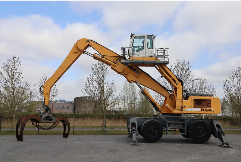 Liebherr A944 C HD | LOG GRAPPLE | HOLZGREIFER | TIMBER - Lesnícky harvestor: obrázok 1 Liebherr A944 C HD | LOG GRAPPLE | HOLZGREIFER | TIMBER - Lesnícky harvestor: obrázok 1
