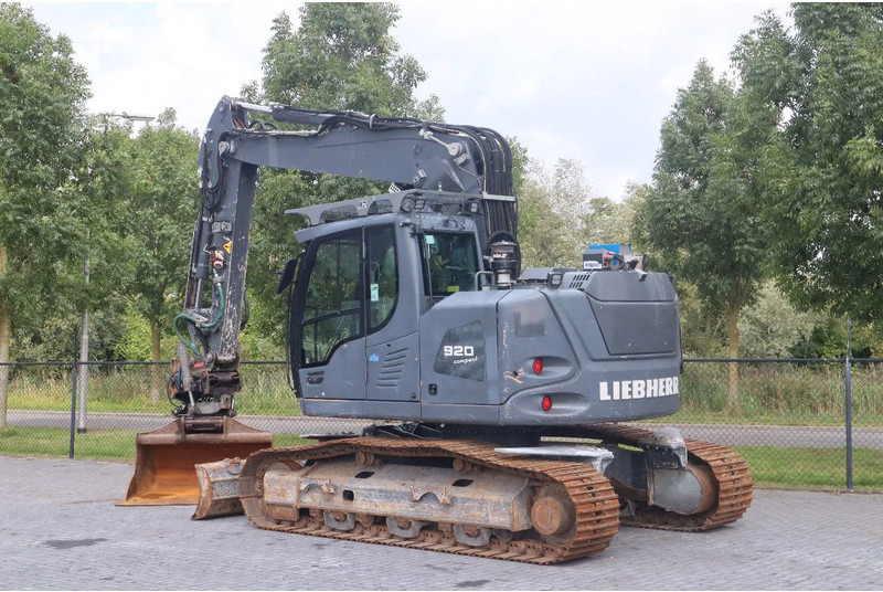 Liebherr R920 K LC COMPACT | BLADE | ROTOTILT | OILQUICK | MAGNET - Demolačné rýpadlo: obrázok 3 Liebherr R920 K LC COMPACT | BLADE | ROTOTILT | OILQUICK | MAGNET - Demolačné rýpadlo: obrázok 3