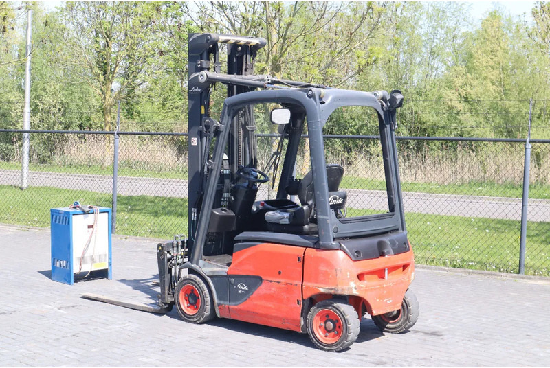 Linde E16P -02 | SIDESHIFT | POSITINERS - Elektrický vysokozdvižný vozík: obrázok 3 Linde E16P -02 | SIDESHIFT | POSITINERS - Elektrický vysokozdvižný vozík: obrázok 3