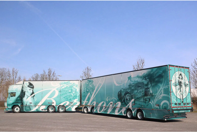 Scania R560 V8 | BERTHONS HOT ROD | CUSTOM SPECIAL TRUCK - Plachtové nákladné vozidlo: obrázok 4 Scania R560 V8 | BERTHONS HOT ROD | CUSTOM SPECIAL TRUCK - Plachtové nákladné vozidlo: obrázok 4