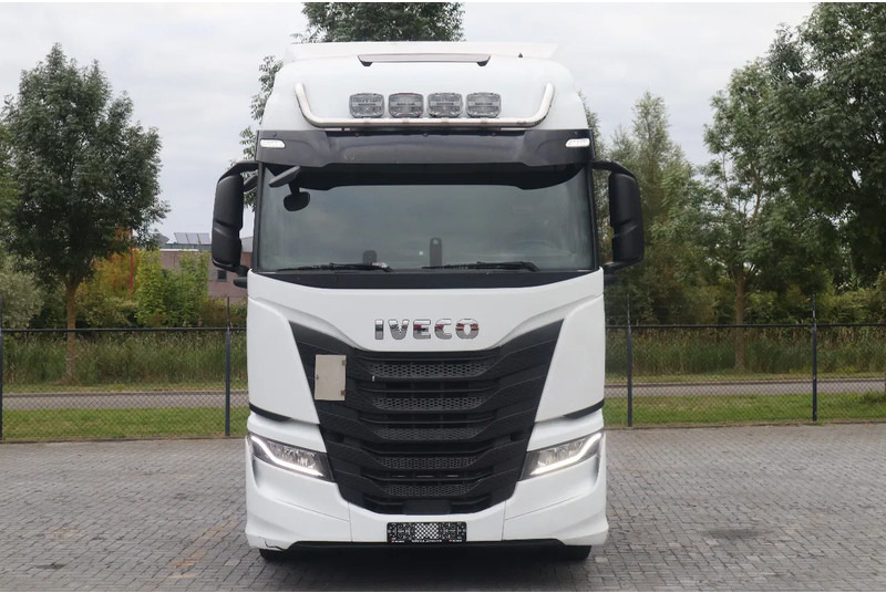 Iveco S-WAY 570 6X2 | RETARDER | EURO 6 - Ťahač: obrázok 2 Iveco S-WAY 570 6X2 | RETARDER | EURO 6 - Ťahač: obrázok 2