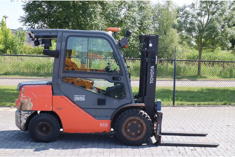 Toyota 02-8FDJF35 | 3.5 TON | SIDESHIFT | DUPLEX - Dieselový vysokozdvižný vozík: obrázok 4 Toyota 02-8FDJF35 | 3.5 TON | SIDESHIFT | DUPLEX - Dieselový vysokozdvižný vozík: obrázok 4
