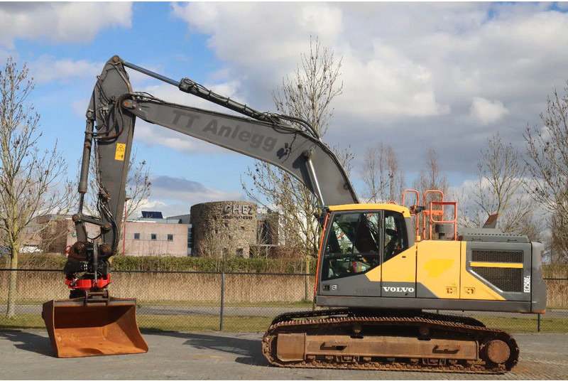 Volvo EC250EL | EC 250 EL | ROTOTILT | BUCKET - Pásové rýpadlo: obrázok 1 Volvo EC250EL | EC 250 EL | ROTOTILT | BUCKET - Pásové rýpadlo: obrázok 1