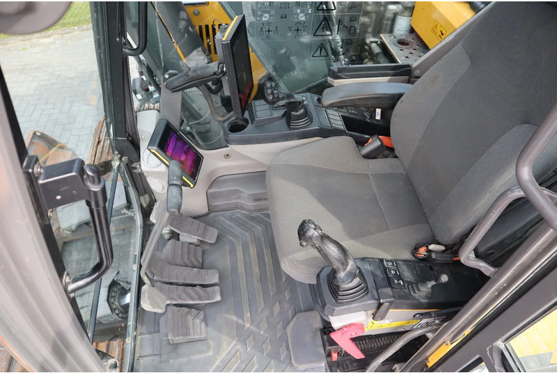 Pásové rýpadlo Volvo ECR145E | ECR145 EL | TILTROTATOR | 3X BUCKET | DIG ASSIST | DOZER: obrázok 17 Pásové rýpadlo Volvo ECR145E | ECR145 EL | TILTROTATOR | 3X BUCKET | DIG ASSIST | DOZER: obrázok 17