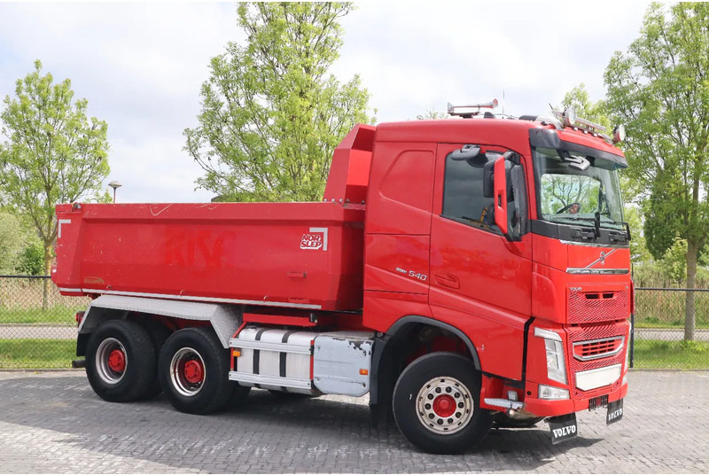 Volvo FH 540 | 6X4 | TANDEMLIFT | BIG AXLES | RETARDER | EURO 6 - Sklápač: obrázok 3 Volvo FH 540 | 6X4 | TANDEMLIFT | BIG AXLES | RETARDER | EURO 6 - Sklápač: obrázok 3
