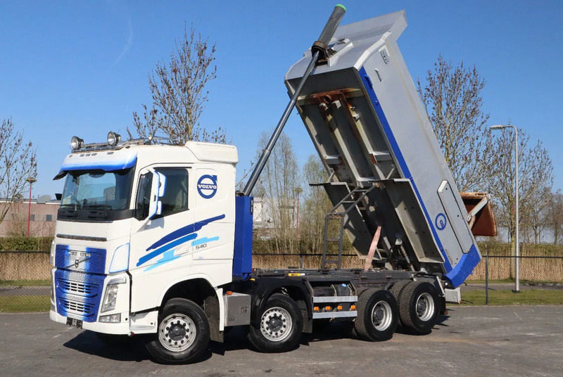 Volvo FH 540 | 8X4 | TANDEMLIFT | RETARDER | BIG AXLES | EURO 6 - Sklápač: obrázok 1 Volvo FH 540 | 8X4 | TANDEMLIFT | RETARDER | BIG AXLES | EURO 6 - Sklápač: obrázok 1