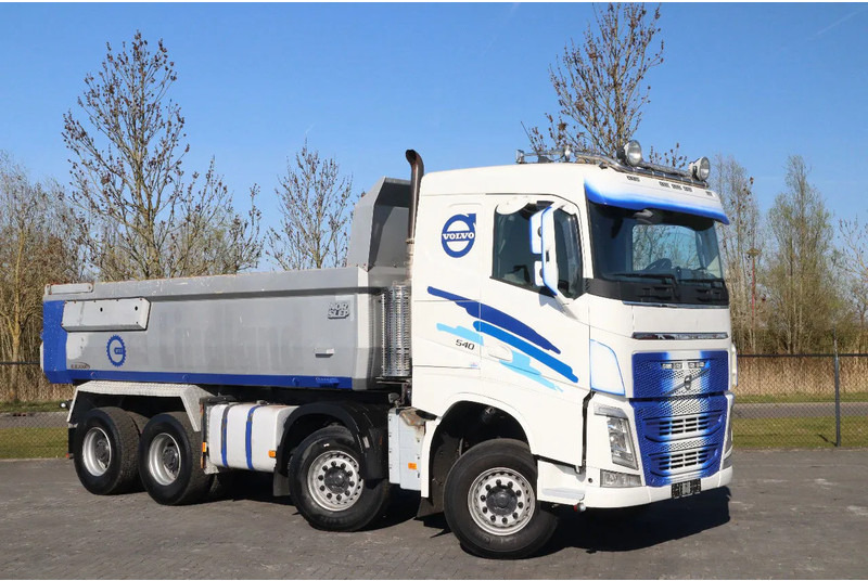 Volvo FH 540 | 8X4 | TANDEMLIFT | RETARDER | BIG AXLES | EURO 6 - Sklápač: obrázok 3 Volvo FH 540 | 8X4 | TANDEMLIFT | RETARDER | BIG AXLES | EURO 6 - Sklápač: obrázok 3