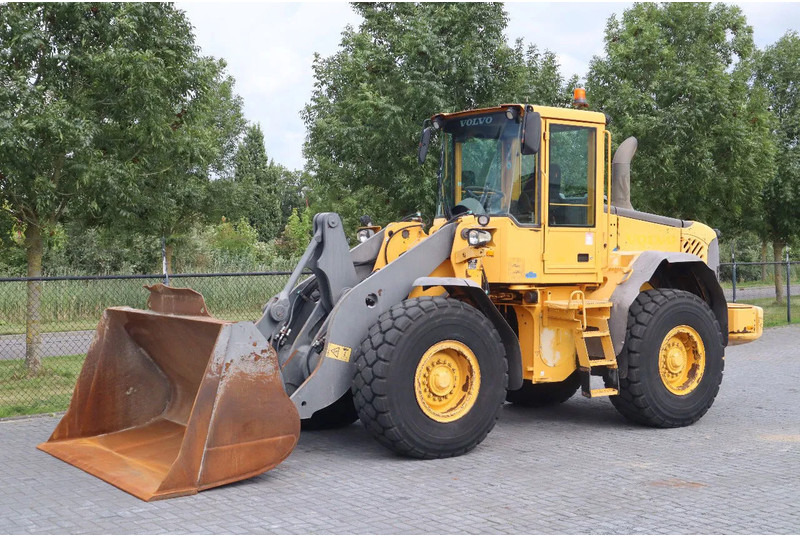 Volvo L70E | BUCKET | QUICK COUPLER | EXTRA FUNCT | AIRCO - Kolesový nakladač: obrázok 2 Volvo L70E | BUCKET | QUICK COUPLER | EXTRA FUNCT | AIRCO - Kolesový nakladač: obrázok 2