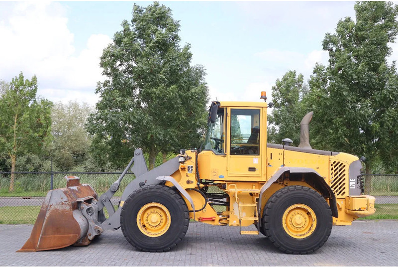 Volvo L70E | BUCKET | QUICK COUPLER | EXTRA FUNCT | AIRCO - Kolesový nakladač: obrázok 1 Volvo L70E | BUCKET | QUICK COUPLER | EXTRA FUNCT | AIRCO - Kolesový nakladač: obrázok 1