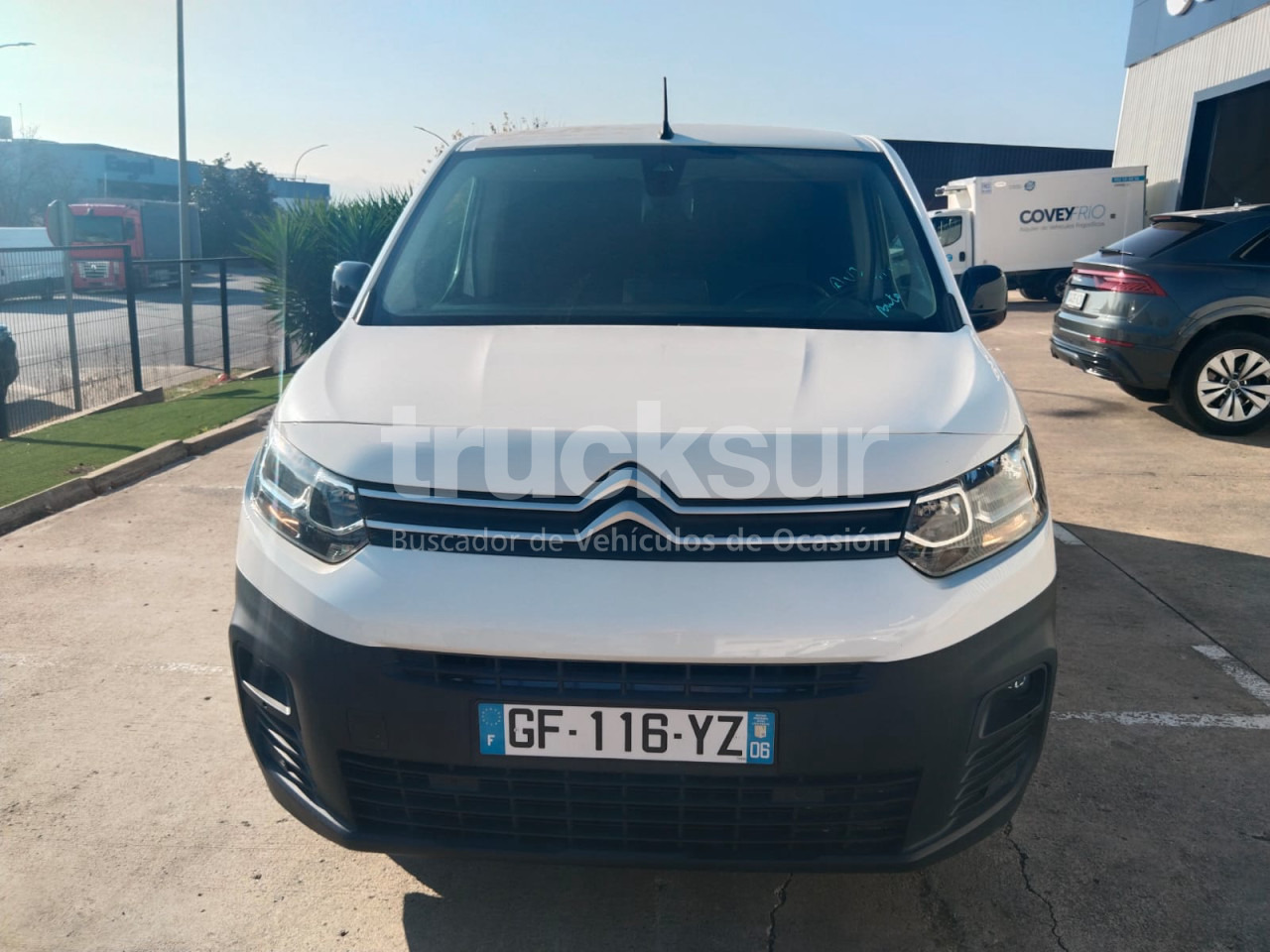 CITROEN BERLINGO - Dodávka skriňová nadstavba: obrázok 5 CITROEN BERLINGO - Dodávka skriňová nadstavba: obrázok 5