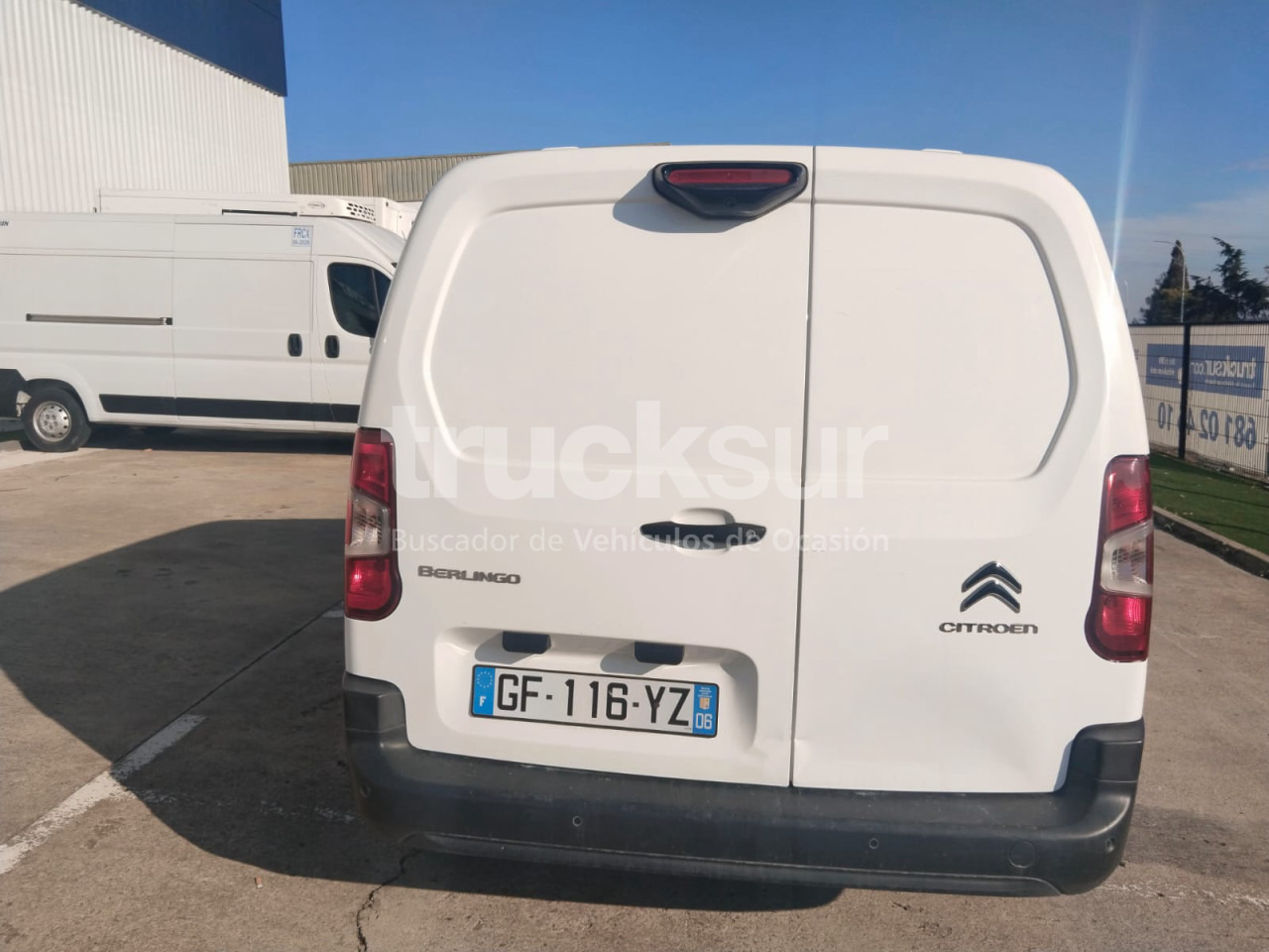 CITROEN BERLINGO - Dodávka skriňová nadstavba: obrázok 4 CITROEN BERLINGO - Dodávka skriňová nadstavba: obrázok 4