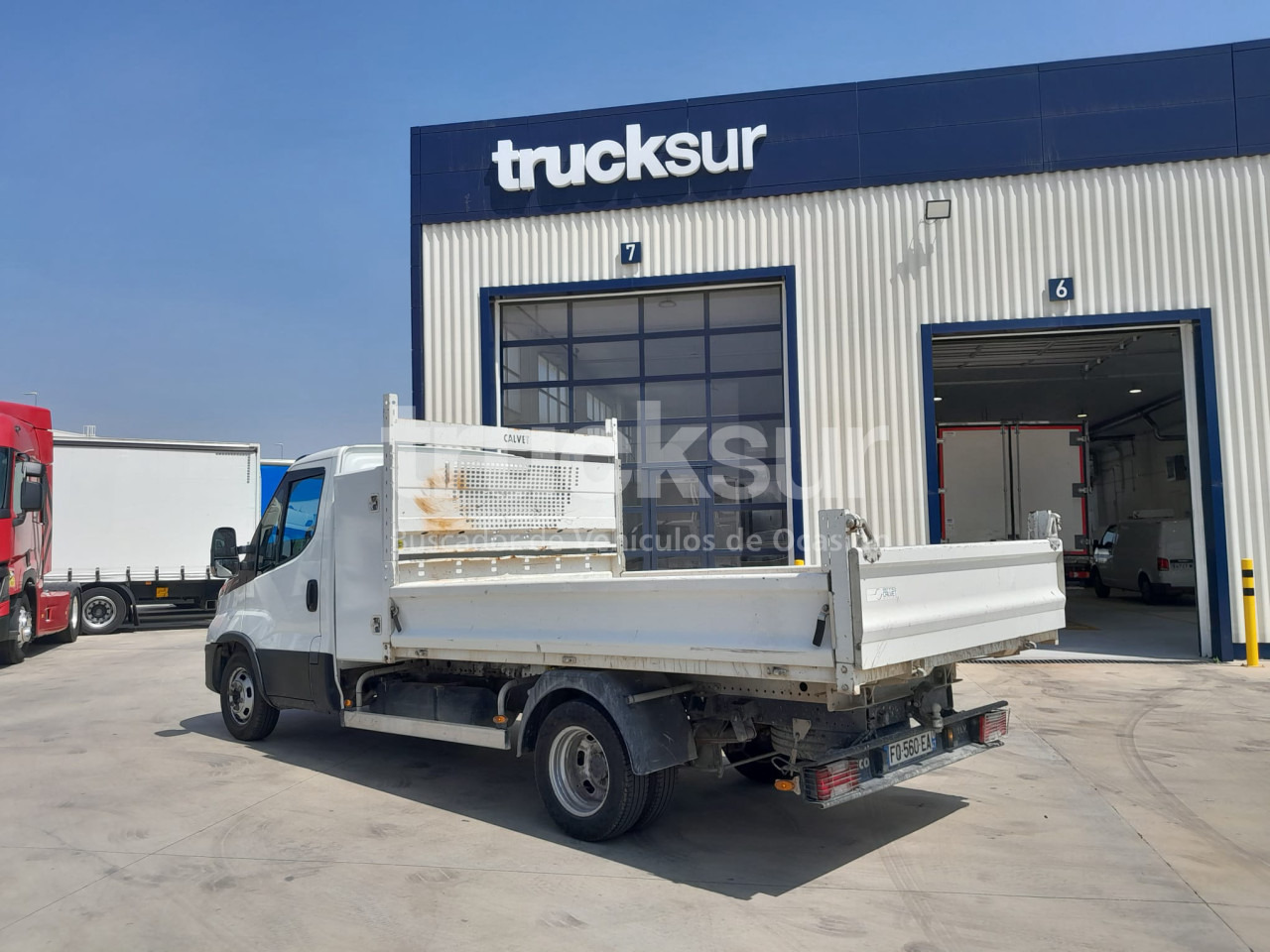 IVECO DAILY 35C14 - Príves sklápěcí: obrázok 4 IVECO DAILY 35C14 - Príves sklápěcí: obrázok 4