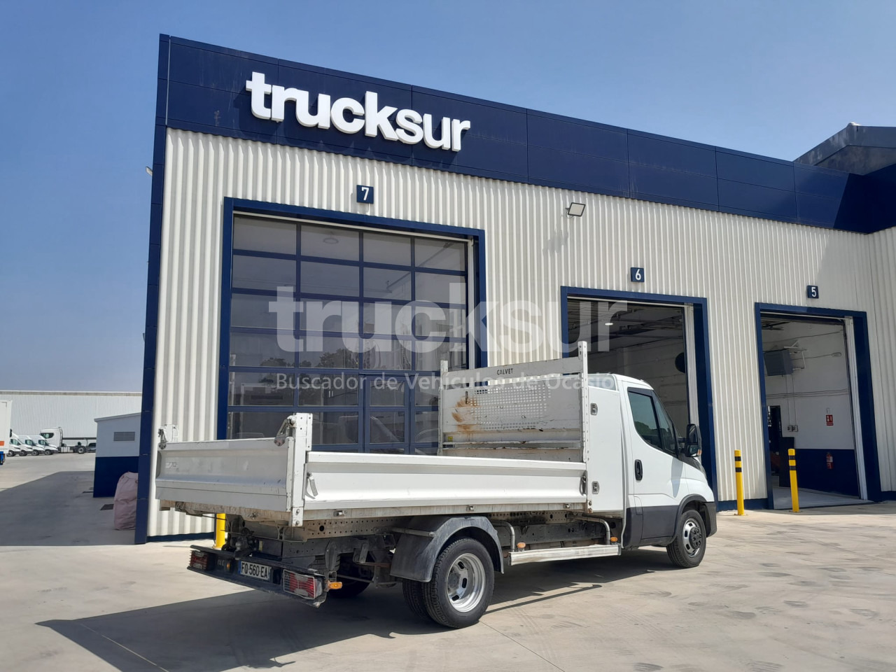 IVECO DAILY 35C14 - Príves sklápěcí: obrázok 3 IVECO DAILY 35C14 - Príves sklápěcí: obrázok 3