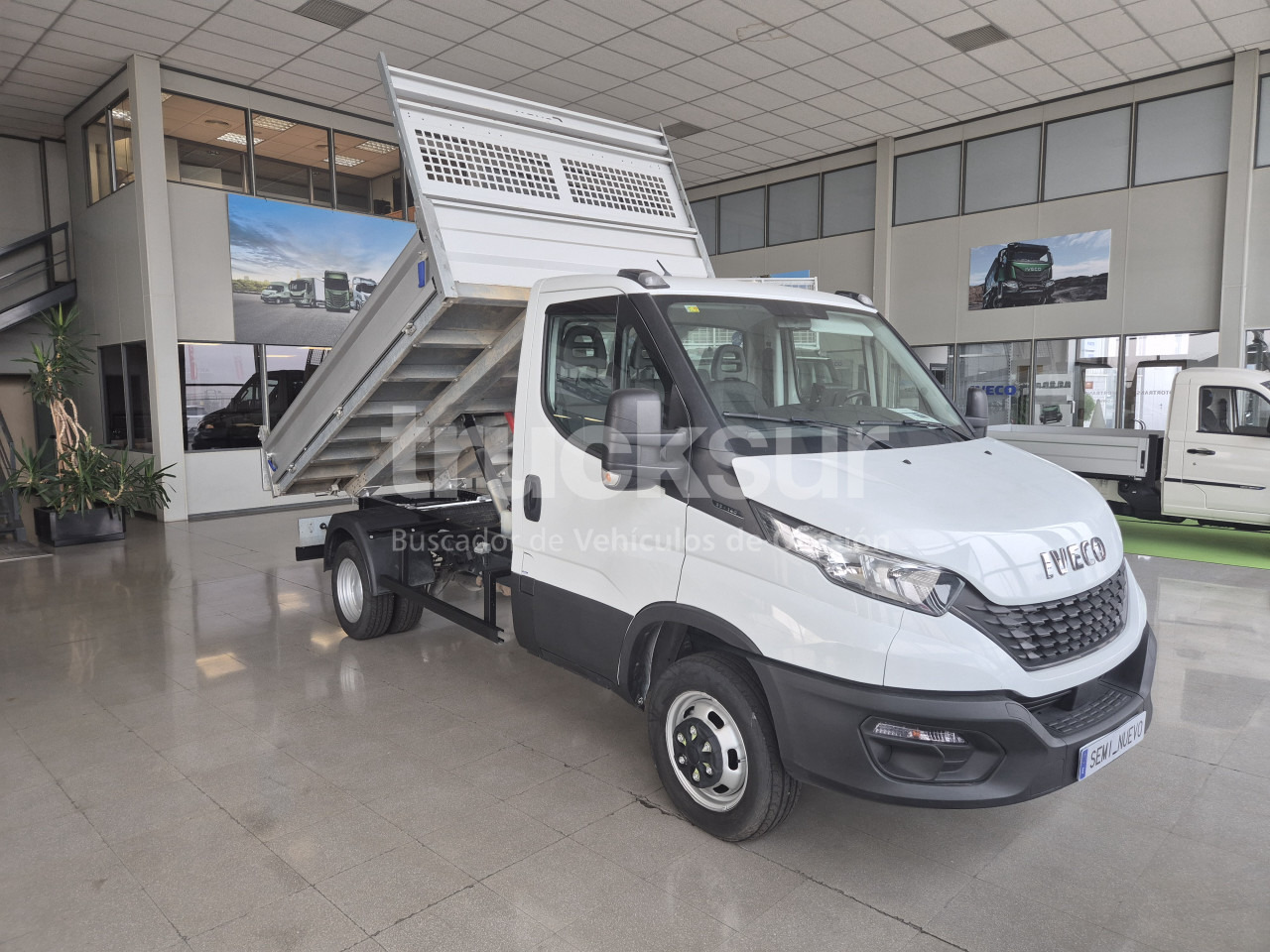 IVECO DAILY 35C14H - Dodávka sklápač: obrázok 2 IVECO DAILY 35C14H - Dodávka sklápač: obrázok 2