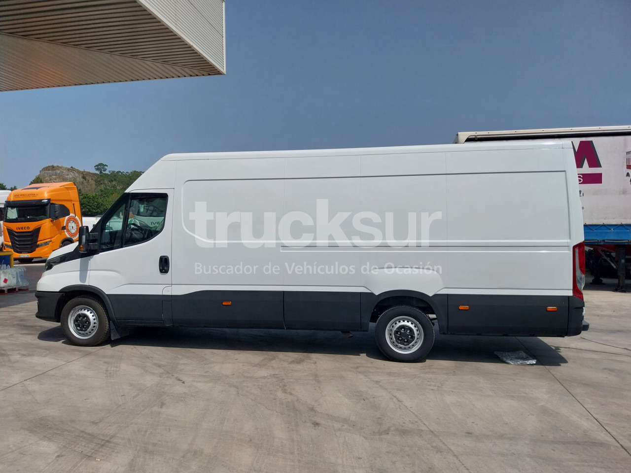 IVECO DAILY 35S16 16M3 - Dodávka skriňová nadstavba: obrázok 5 IVECO DAILY 35S16 16M3 - Dodávka skriňová nadstavba: obrázok 5