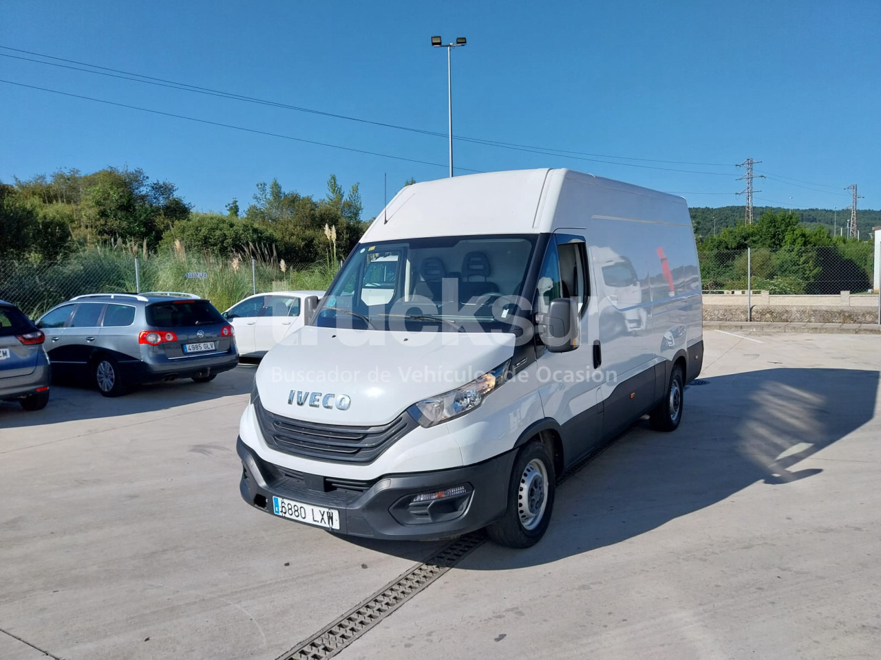 IVECO DAILY 35S16 F 12M3 - Dodávka skriňová nadstavba: obrázok 1 IVECO DAILY 35S16 F 12M3 - Dodávka skriňová nadstavba: obrázok 1