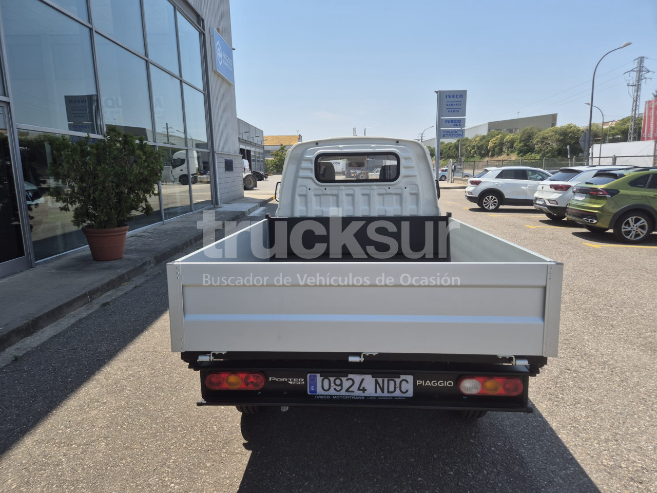IVECO PIAGGIO PORTER 1.5I LONG RANGE - Dodávka valník: obrázok 5 IVECO PIAGGIO PORTER 1.5I LONG RANGE - Dodávka valník: obrázok 5