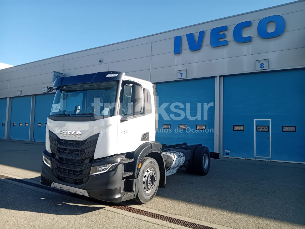 IVECO X-WAY 420 - Podvozek s kabinou: obrázok 1 IVECO X-WAY 420 - Podvozek s kabinou: obrázok 1