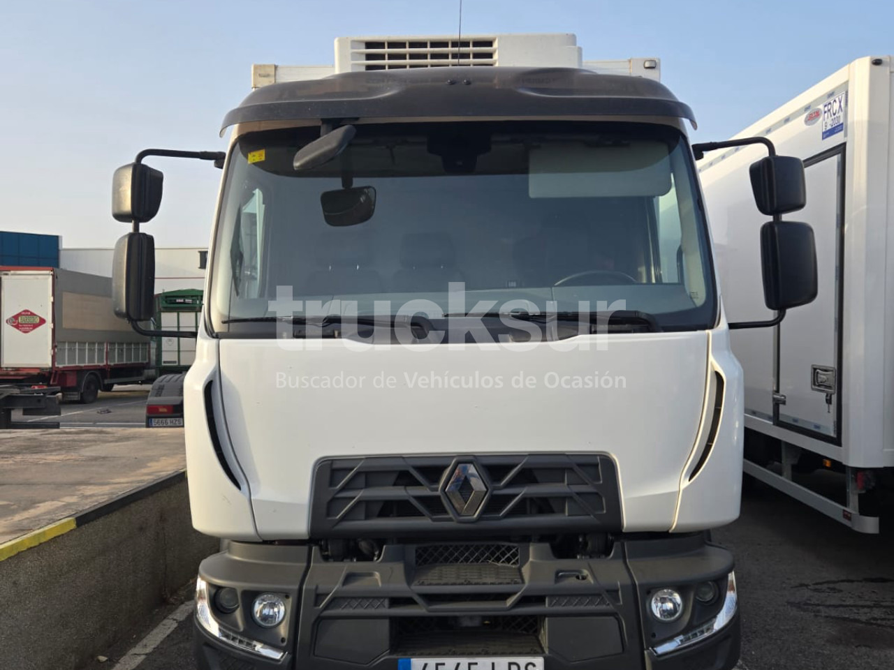 RENAULT D 12.240 FRC-X - Skříňový nákladní auto: obrázok 2 RENAULT D 12.240 FRC-X - Skříňový nákladní auto: obrázok 2