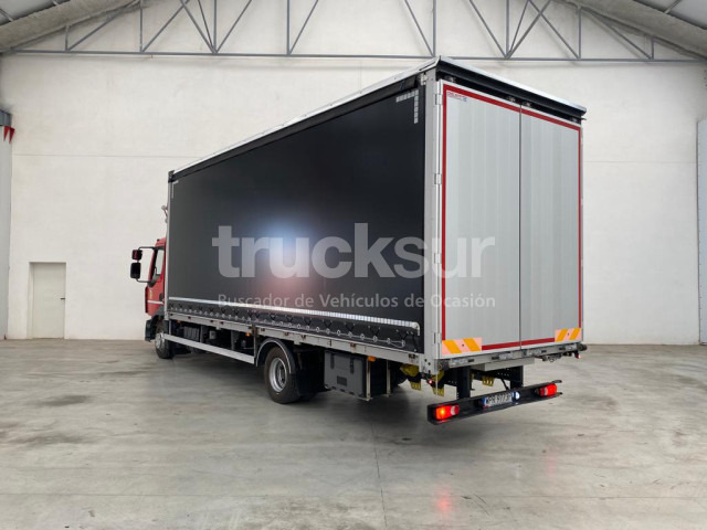 RENAULT D12.250 - Plachtové nákladné vozidlo: obrázok 4 RENAULT D12.250 - Plachtové nákladné vozidlo: obrázok 4