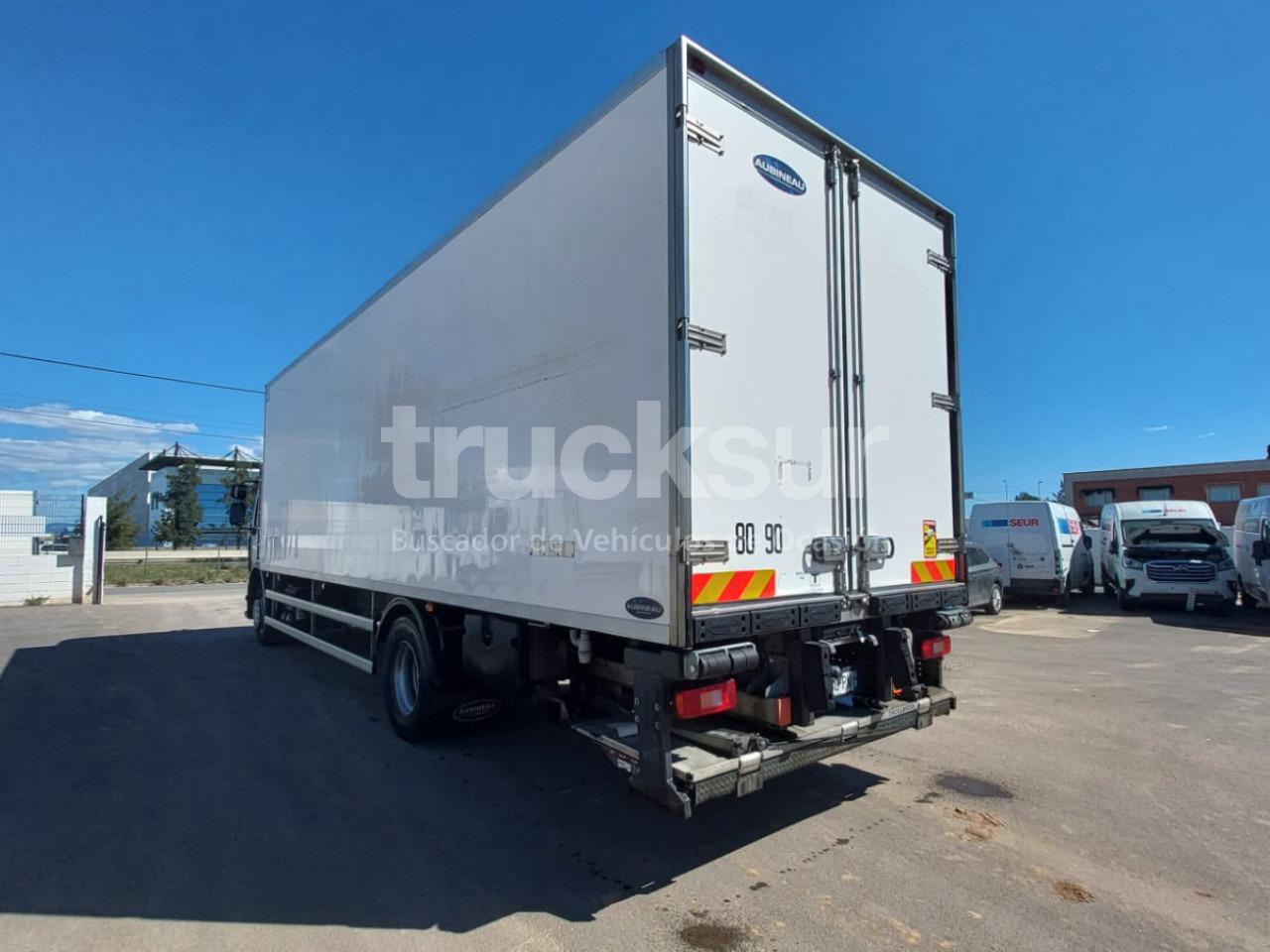 RENAULT D280 - Chladirenské nákladné vozidlo: obrázok 4 RENAULT D280 - Chladirenské nákladné vozidlo: obrázok 4